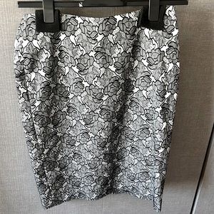 Doncaster straight skirt